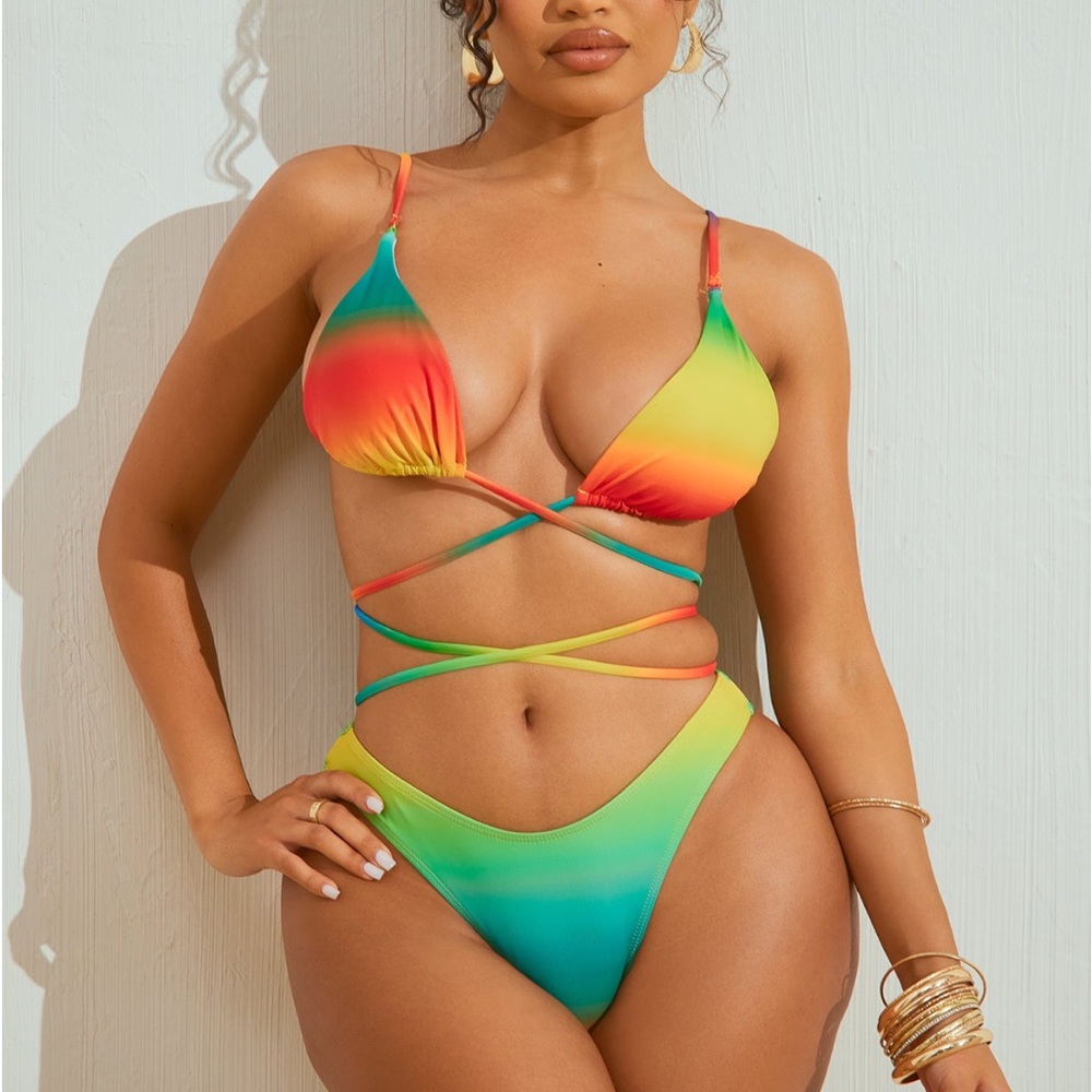 Rainbow Bikini🌈